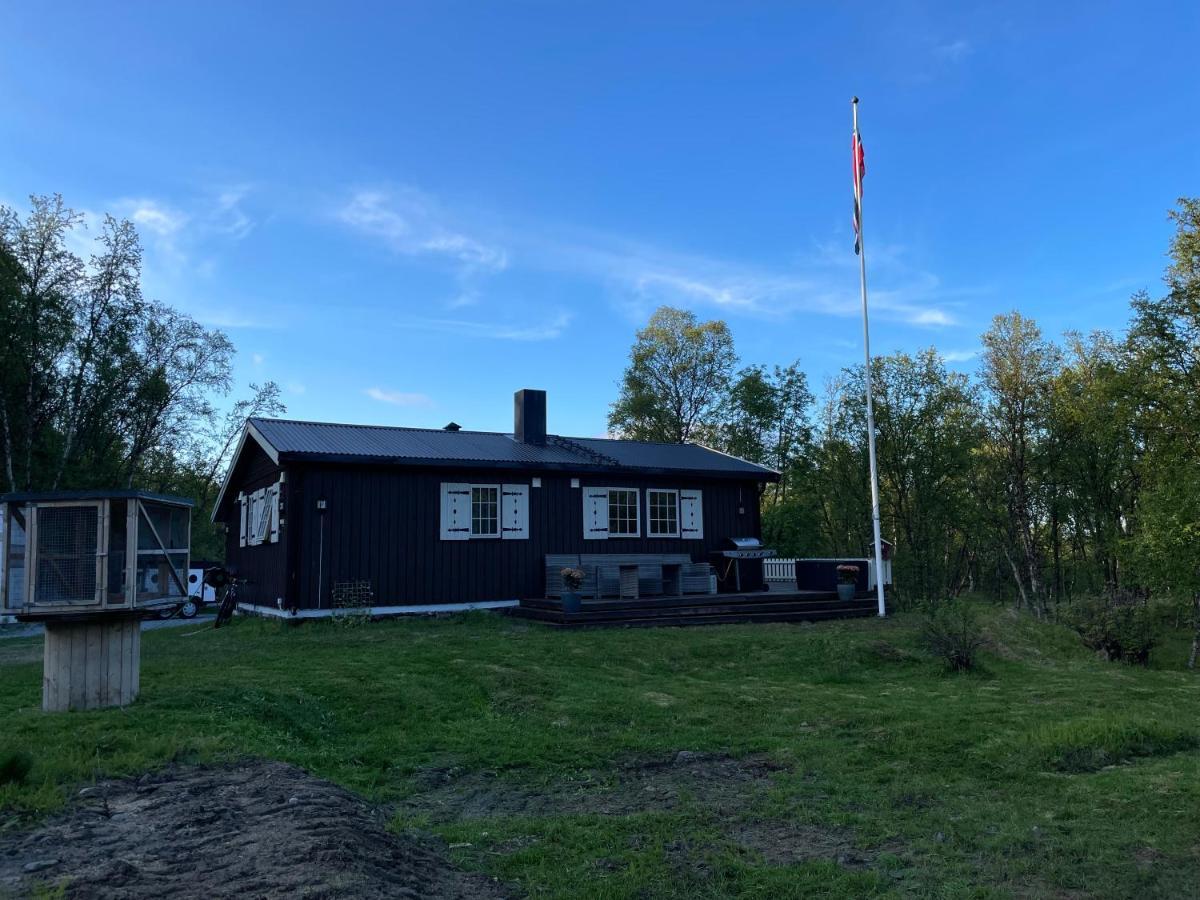 Stor Hytte I Olderfjord Russenes Exterior foto
