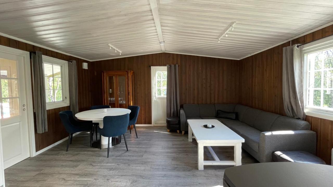 Stor Hytte I Olderfjord Russenes Exterior foto