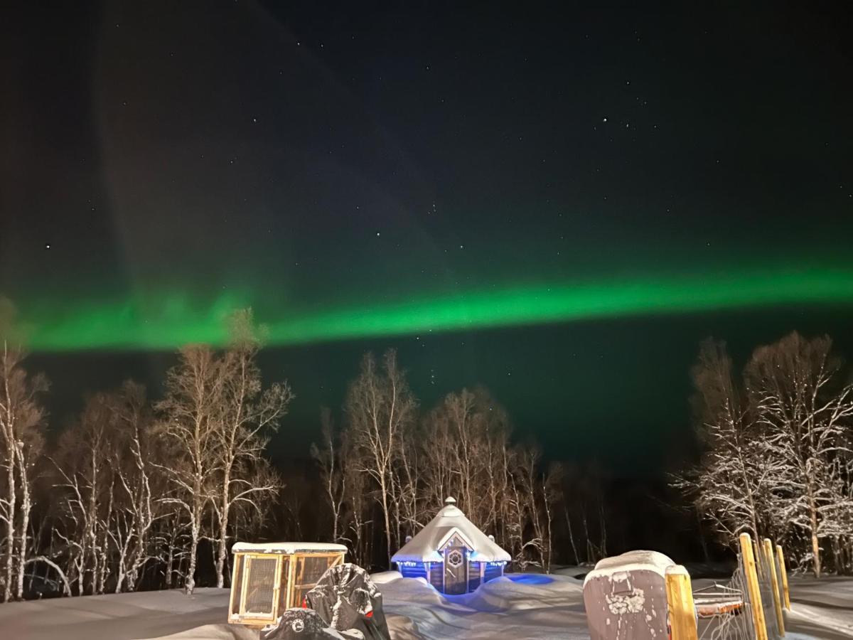 Stor Hytte I Olderfjord Russenes Exterior foto
